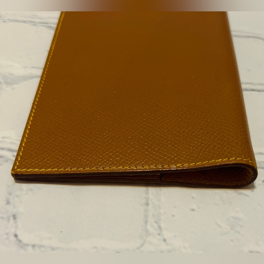Hermès Leather Globe-Trotter PM Agenda / Passport Holder & Shopping Bag - EUC - Picture 10 of 12